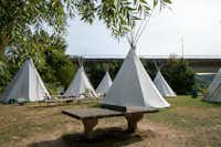 Campingplatz Neckargerach - Tipi Zelte