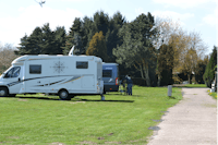 Campingplatz Neßhof - Wohnmobil- und  Wohnwagenstellplätze auf der Wiese