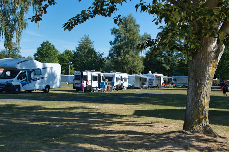 Camping Neuenhainer See - Standplatz - 1.jpg