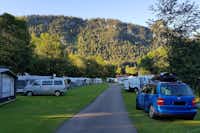 Campingplatz Pfronten  - Stellplätze im Grünen mit Blick auf die Berge