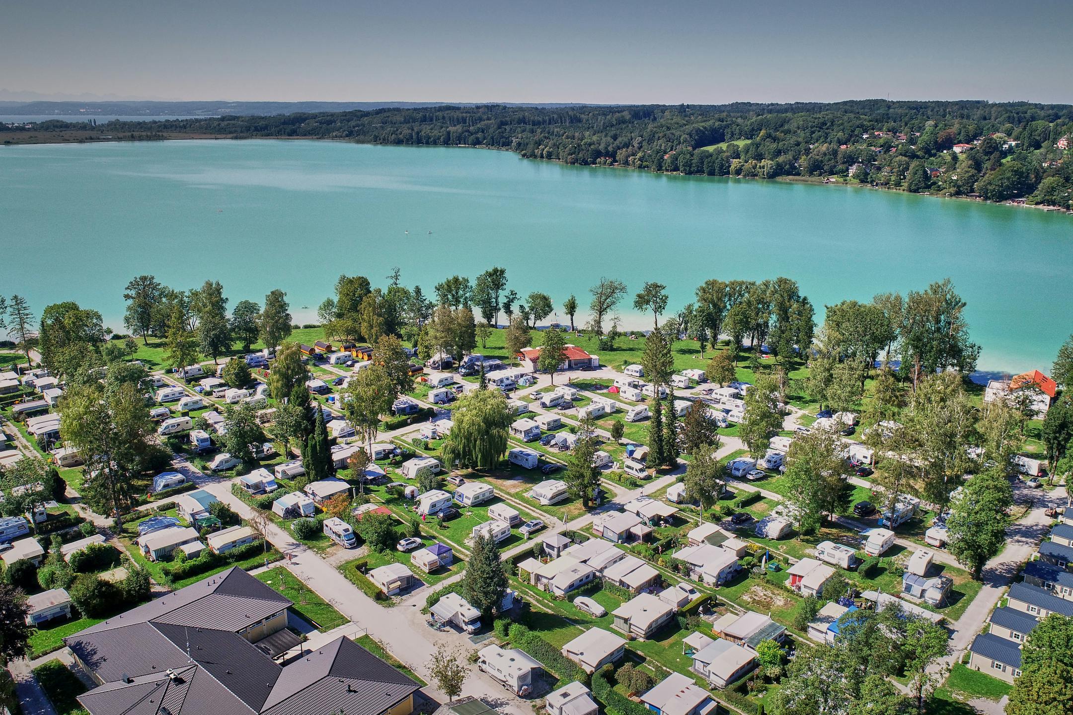 Campingplatz Pilsensee - Camping in Seefeld, Bayern | PiNCAMP by TCS