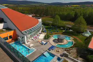 Campingplatz Platzermühle - Luftaufnahme vom Poolbereich auf dem Campingplatz