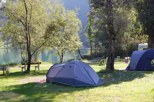 Campingplatz Rueppenhof - Zeltstellplatz mit Blick auf den Thiersee