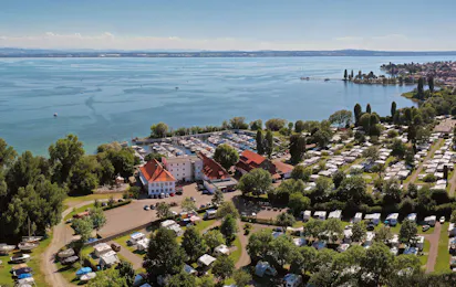 Campingplatz Schloss Helmsdorf