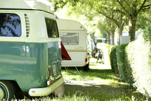Campingplatz Schloss Helmsdorf - Wohnmobil- und Wohnwagenstellplätze