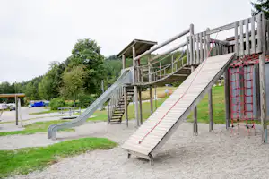 Campingplatz Schluchsee - Spielplatz vom Campingplatz mit Rutsche