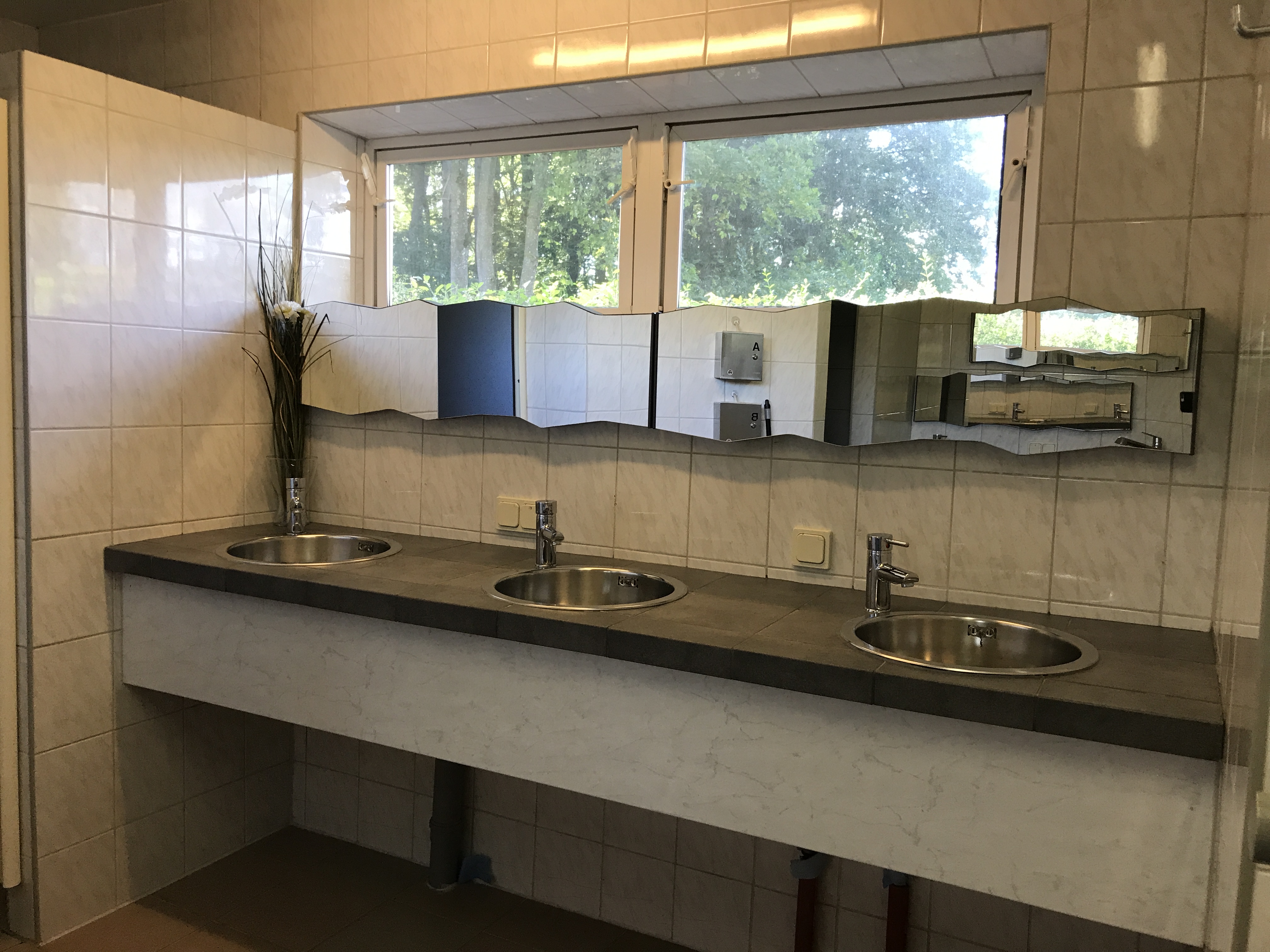 Campingplatz Seehamer See - Sanitaerbereich - 2.JPG