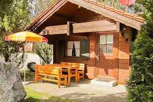 Campingplatz Seewang - Holzhütte auf dem Campingplatz