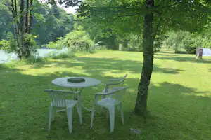 Campingplatz Staufeneck - Wohnwagen- und Zeltstellplatz mit Blick auf den Saalach Fluss