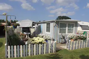 Campingplatz Südstrand - Mobilheim vom Campingplatz mit Veranda