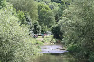Campingplatz Trendelburg - Campingplatz direkt am Fluss