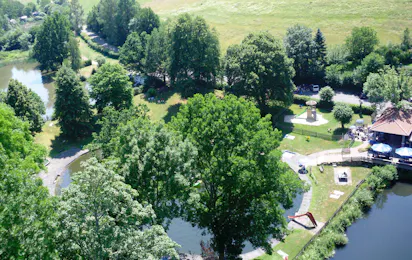 Campingplatz & Naturbad Burg Wallenstein