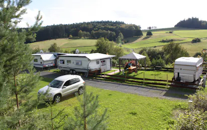 Campingplatz & Naturbad Burg Wallenstein