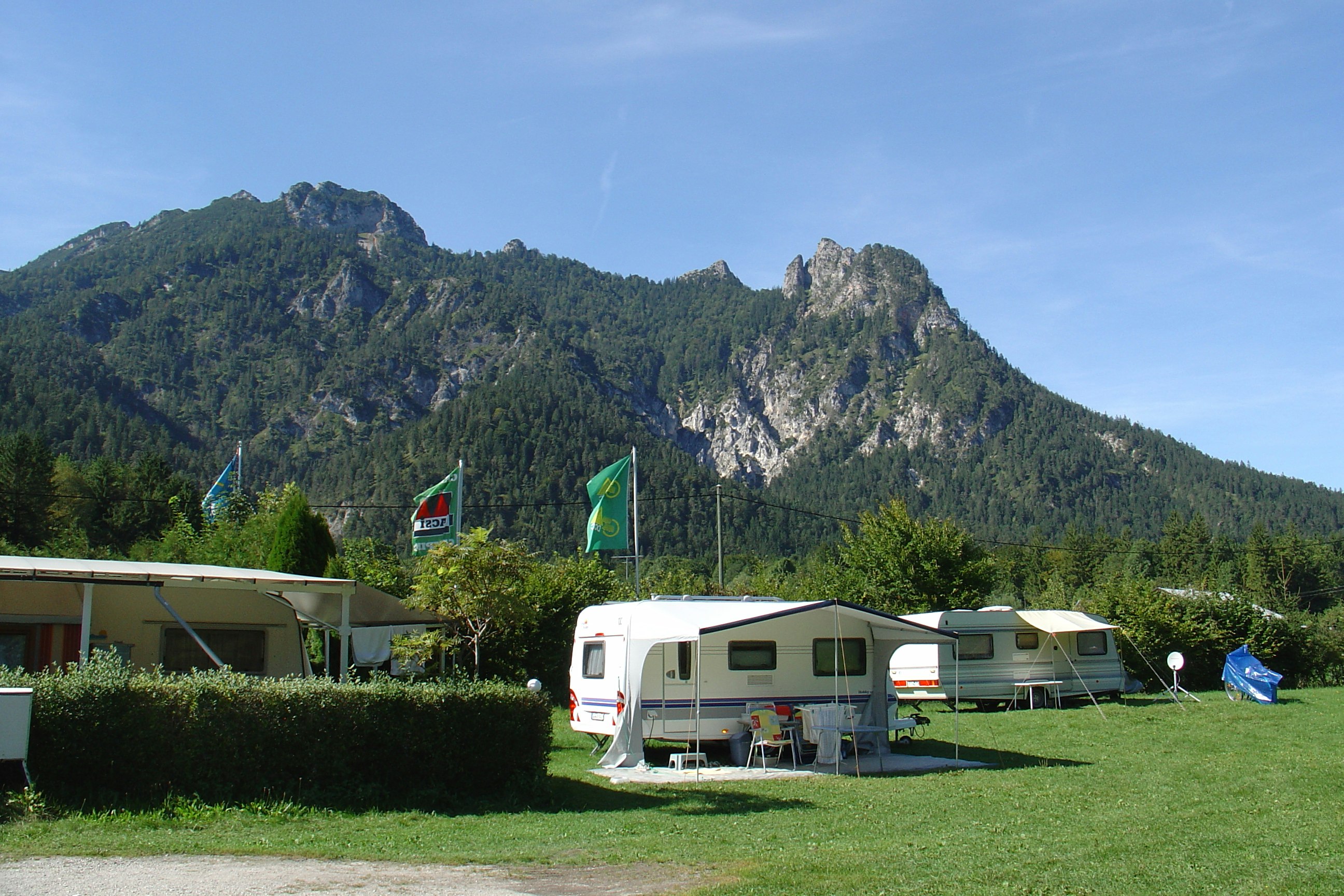 Campingplatz Winkl-Landthal - Wohnmobile auf  Standplätzen auf dem Campingplatz