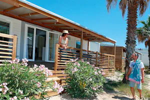 Camping Eurosurf Campéole Eurosurf - Mobilheim mit Terrasse auf dem Campingplatz