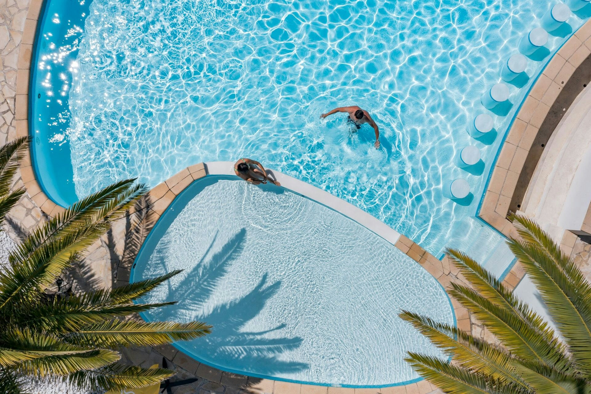 Camping Sandaya Amis de la Plage - Poolbereich auf dem Campingplatz