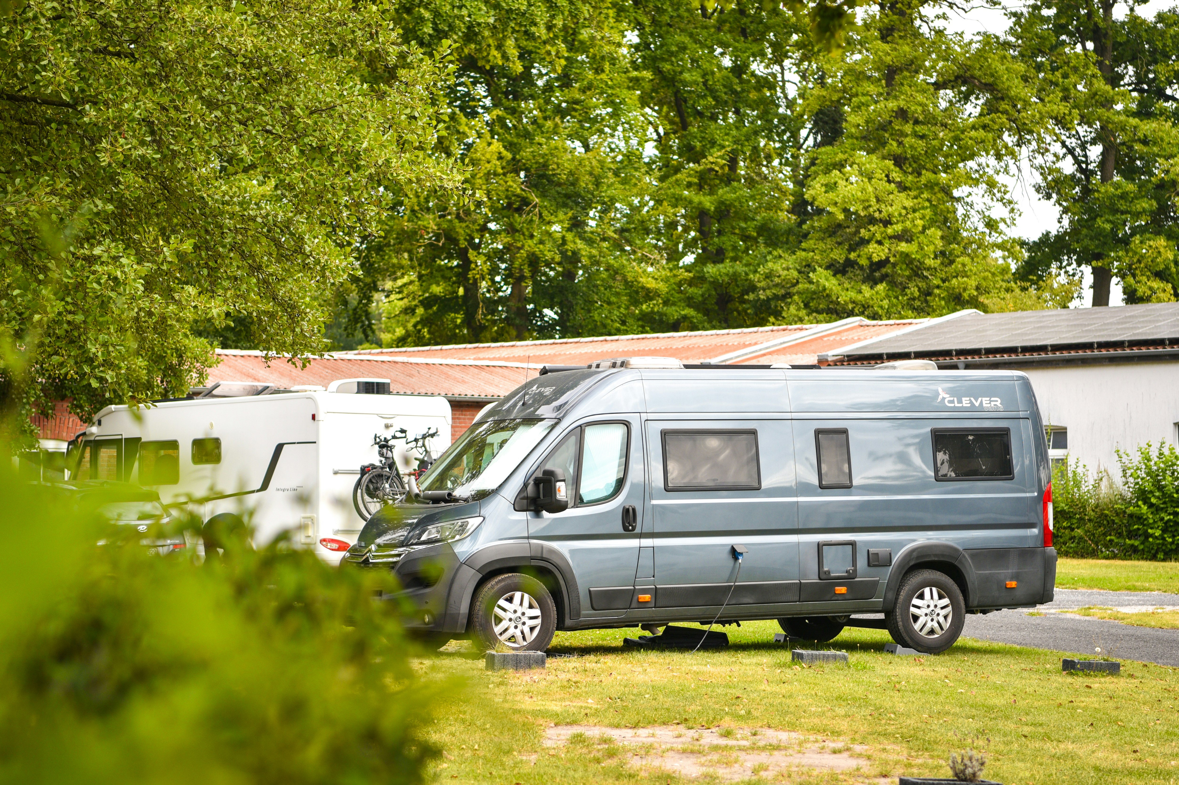Überland Campotel - Standplätze auf dem Campingplatz
