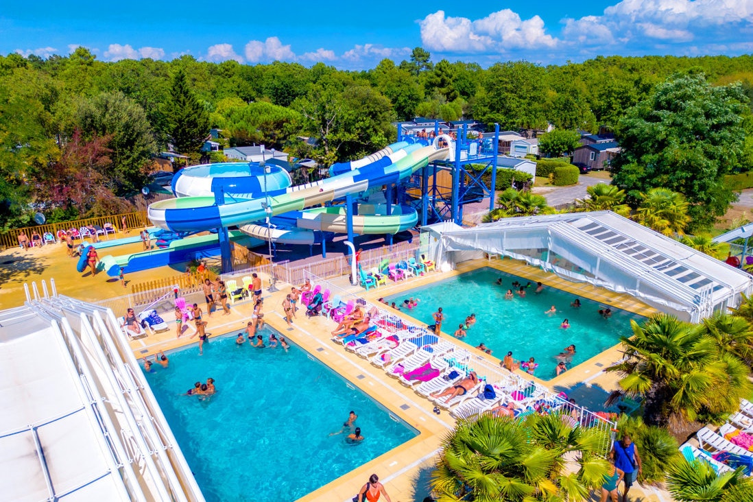 Capfun camping Atlantique Parc - Wasserpark mit Rutschen auf dem Campingplatz