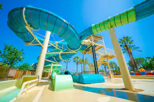 Capfun camping Emeraude - Rutschen im Wasserpark des Campingplatzes