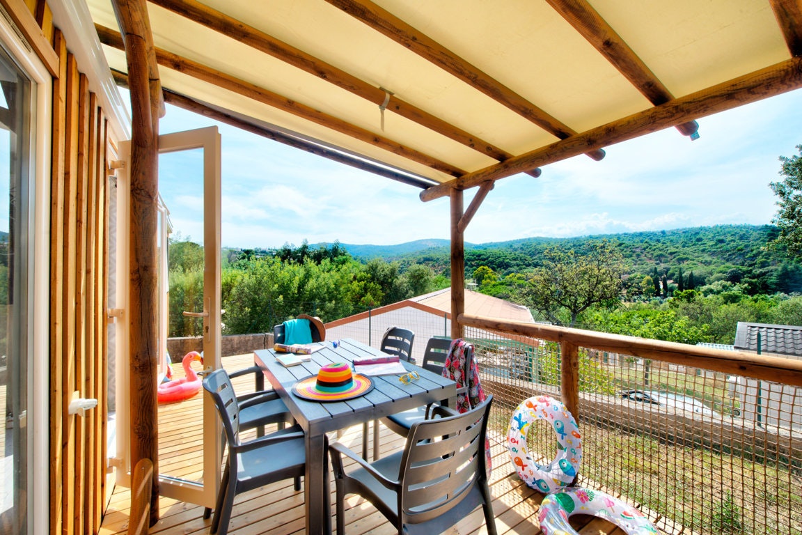 Capfun camping La Rumba  - Mobilheim mit Terrasse auf dem Campingplatz