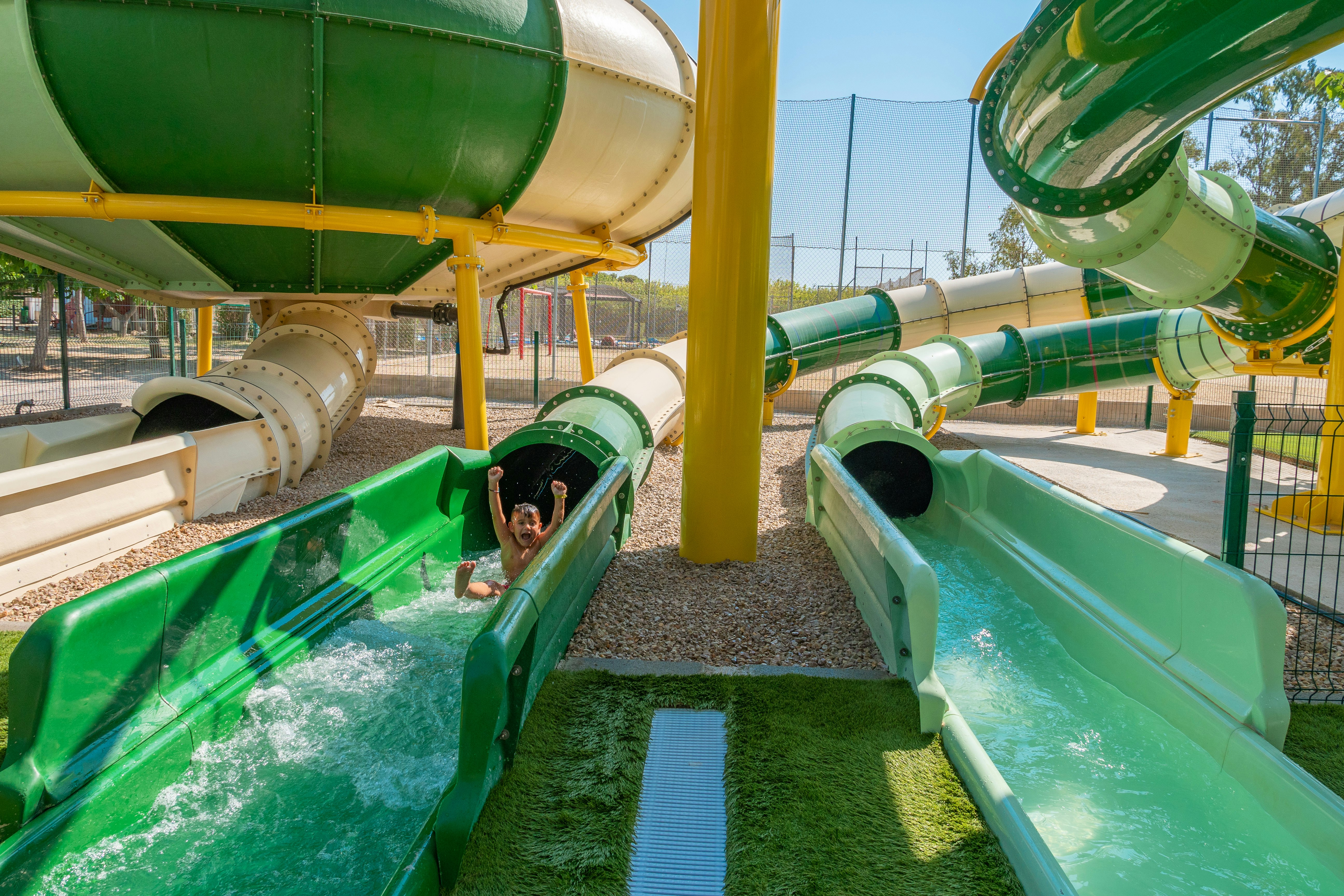 Capfun camping l'Alba  - Rutschen im Wasserpark des Campingplatzes