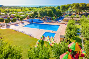 Capfun camping l'Alba - Freibad auf dem Campingplatz