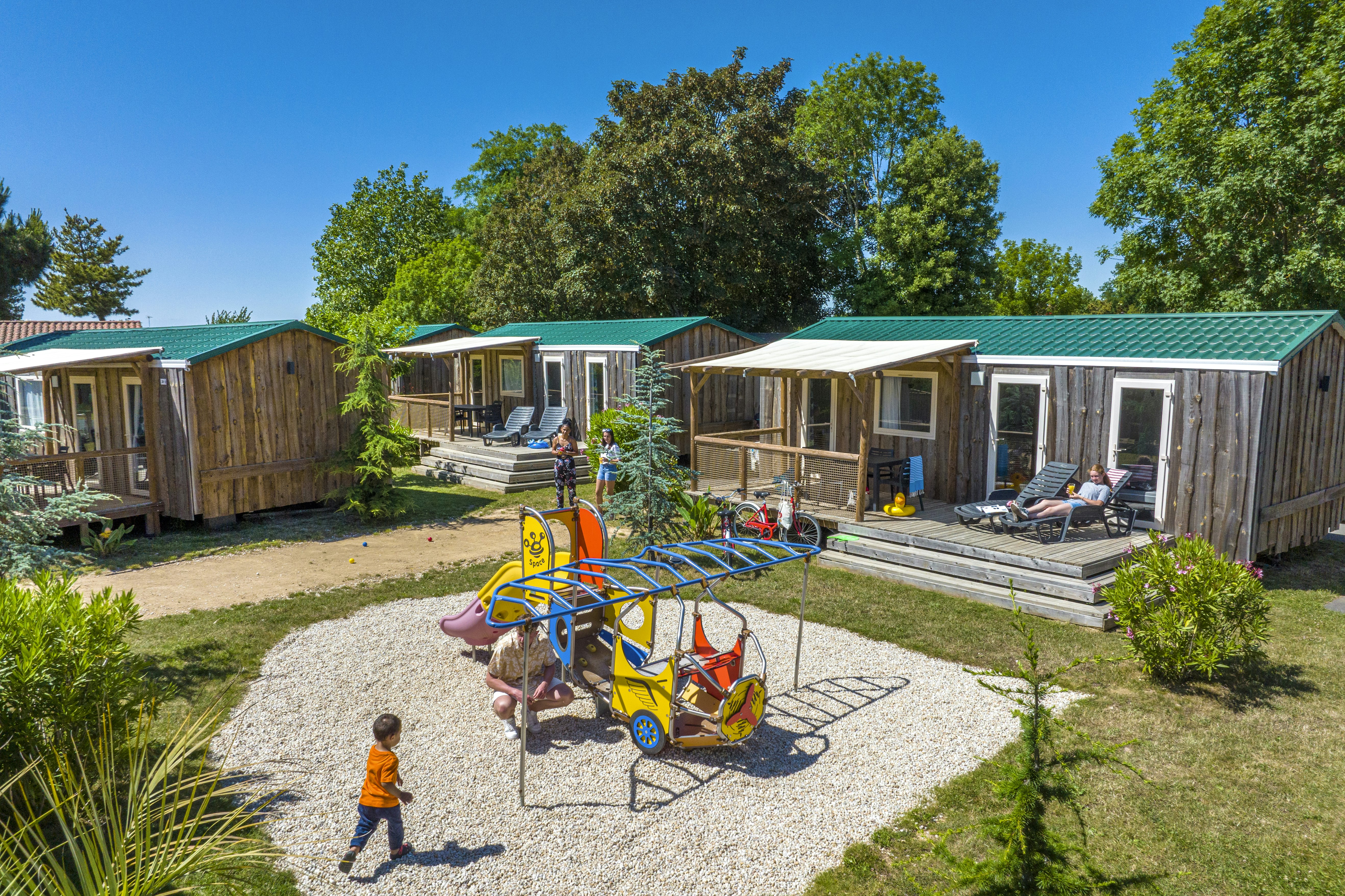 Capfun camping Le Curtys - Mobilheime auf dem Campingplatz