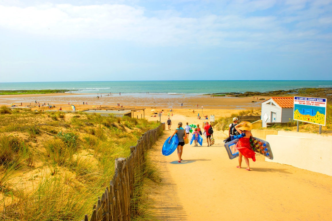 Capfun camping Le Curtys - Weg zum Strand am Campingplatz