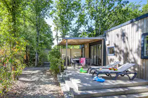 Capfun camping Le Patisseau - Mobilheim mit Terrasse auf dem Campingplatz
