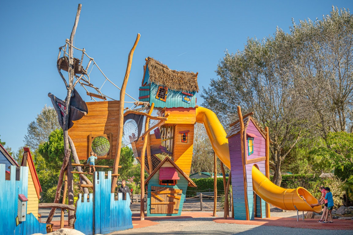 Capfun camping Les Dauphins Bleus  - Kinderspielplatz auf dem Campingplatz