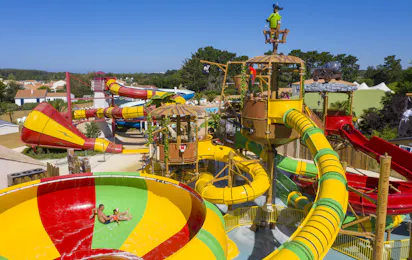 Capfun camping Les Dauphins Bleus
