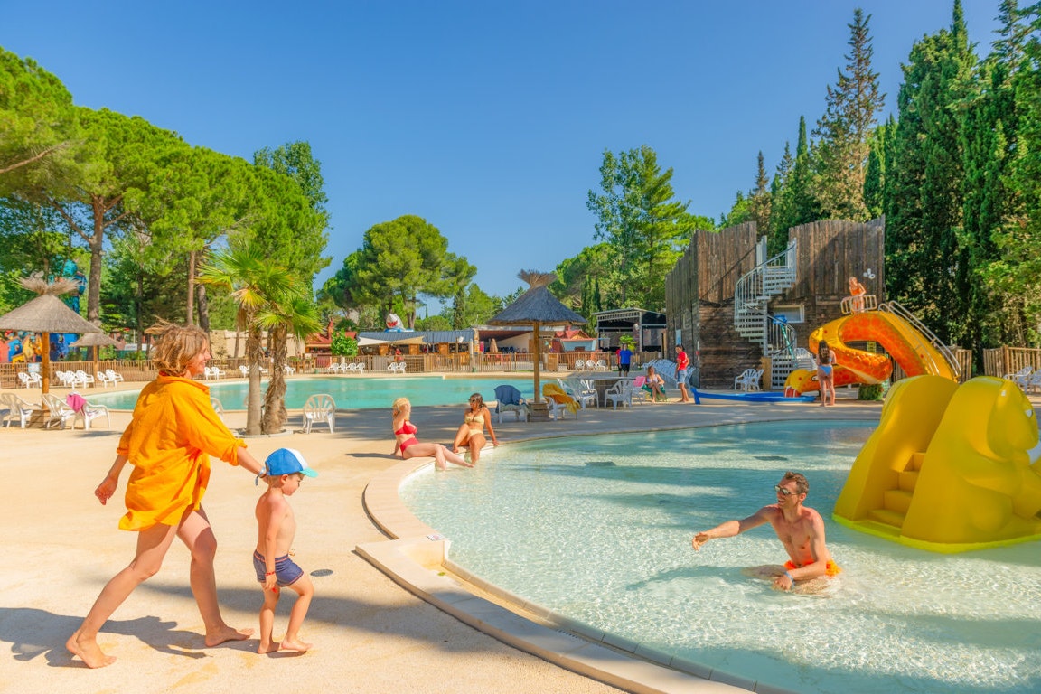 Capfun camping l'Or - Kinderbecken im Freibad des Campingplatzes