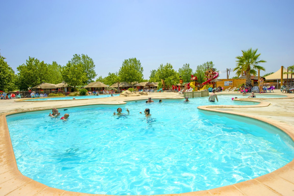 Capfun camping Téorix - Freibad auf dem Campingplatz