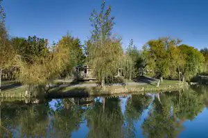 Capfun Campingplatz Le Cénic - Mobilheime am Ufer des Sees