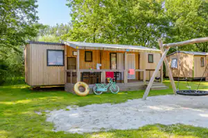 Capfun Fort Bedmar - Mobilheim mit Terrasse auf dem Campingplatz
