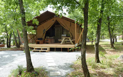 Flower Camping Jas du Moine