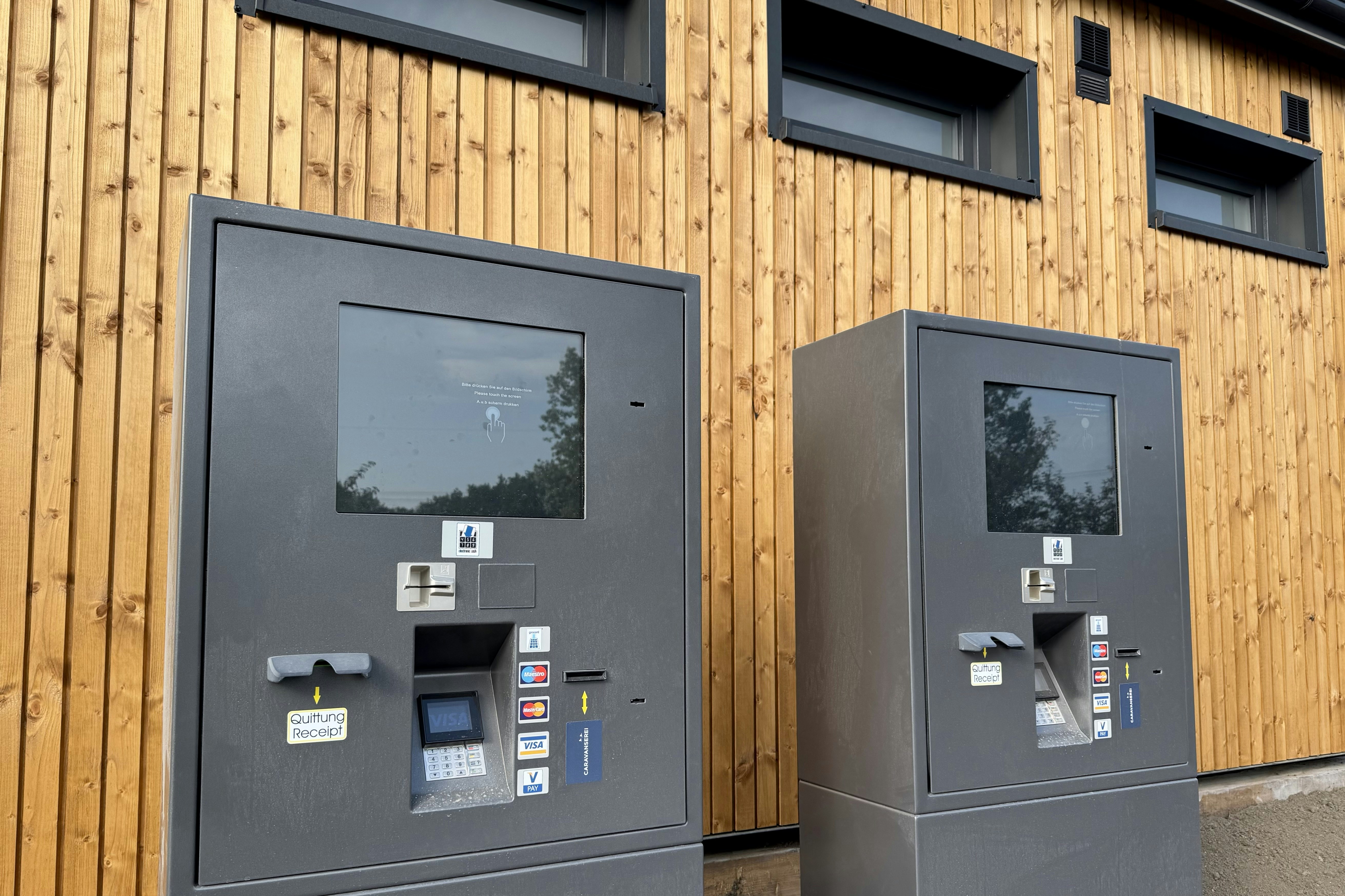 CARAVANSEREI Oberhavel - Bezahlautomaten auf dem Campingplatz
