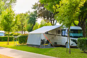 Centro Vacanze Pra' delle Torri - Wohnmobilstellplatz