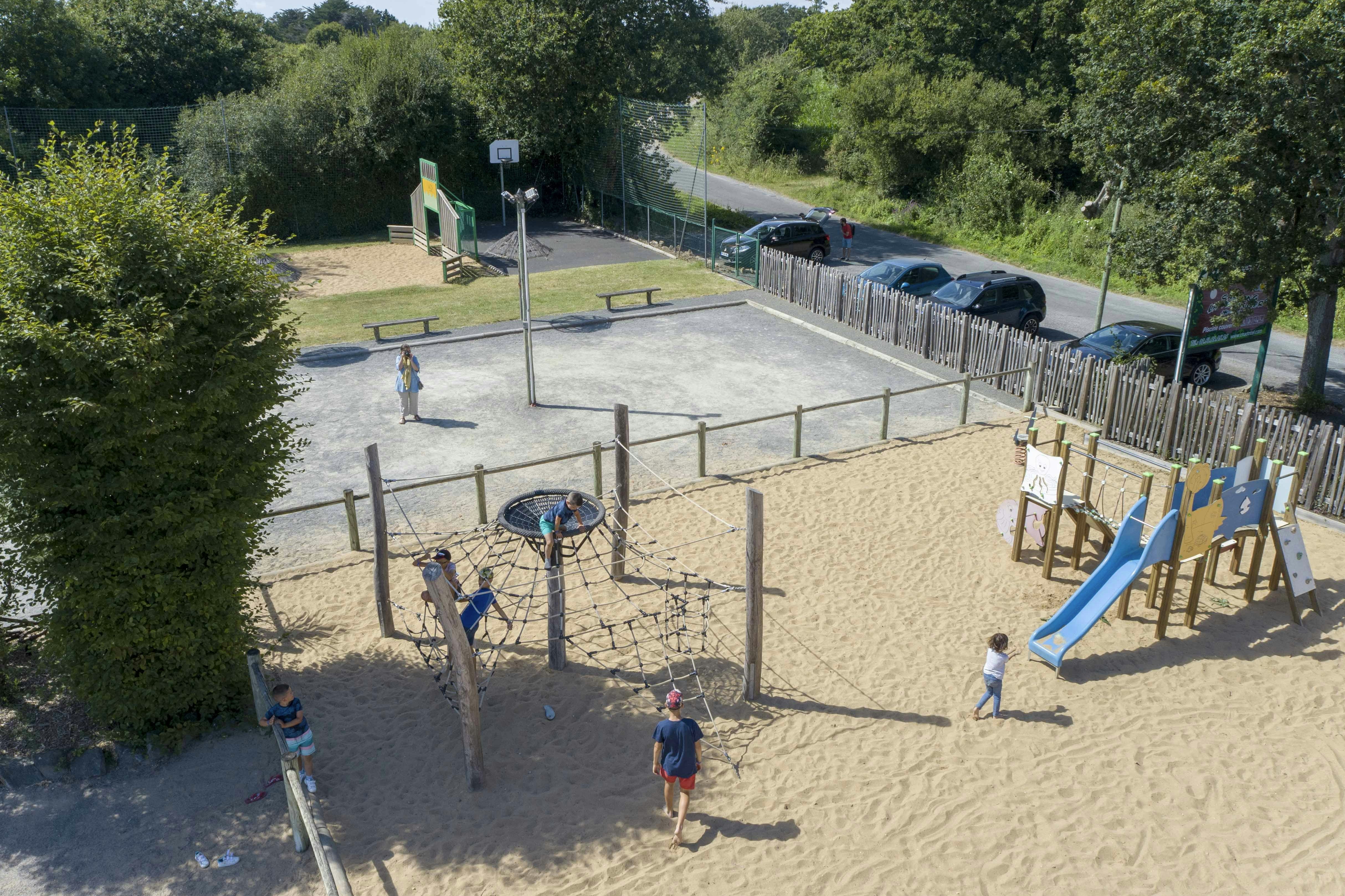 Chadotel Camping La Trevillière - Kinderspielplatz auf dem Campingplatz