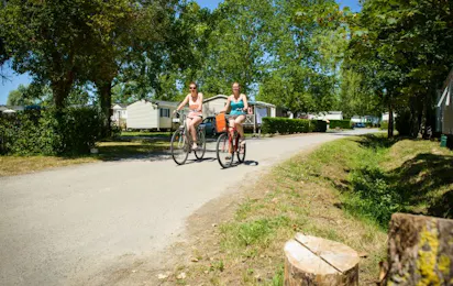 Chadotel Camping Le Domaine de Beaulieu