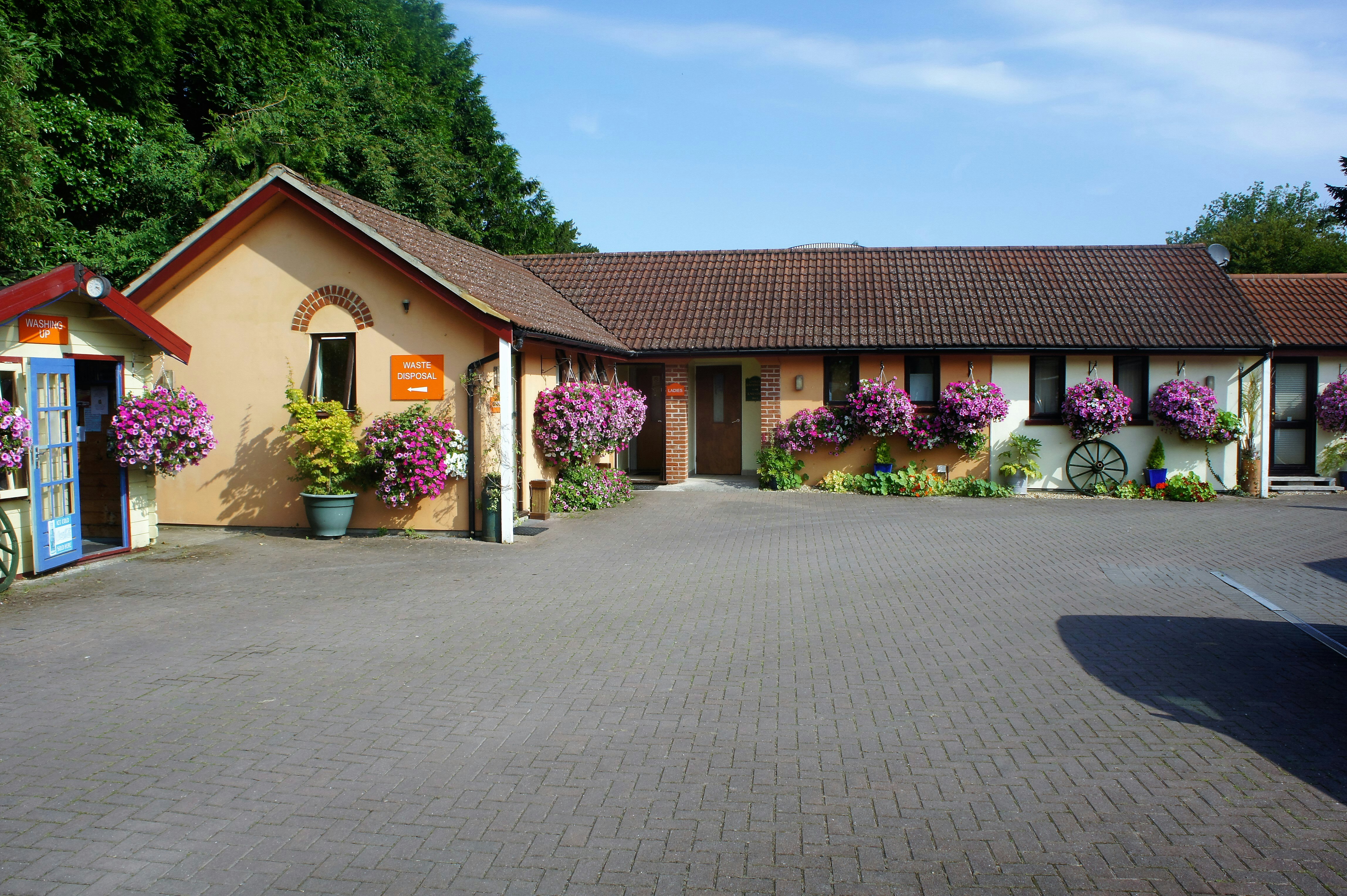 Cheddar Bridge Touring Park