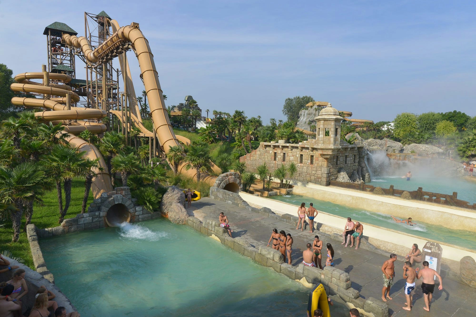 Club Camping Jesolo International - Erlebnis-Wasserpark mit Rutschen