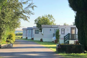 Coombe Touring Park - Mobilheime auf dem Campingplatz