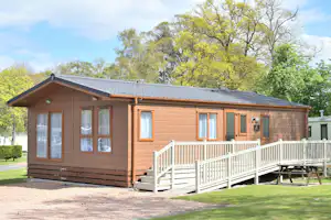 Craigtoun Meadows Holiday Park - Mobilheim vom Campingplatz mit Veranda