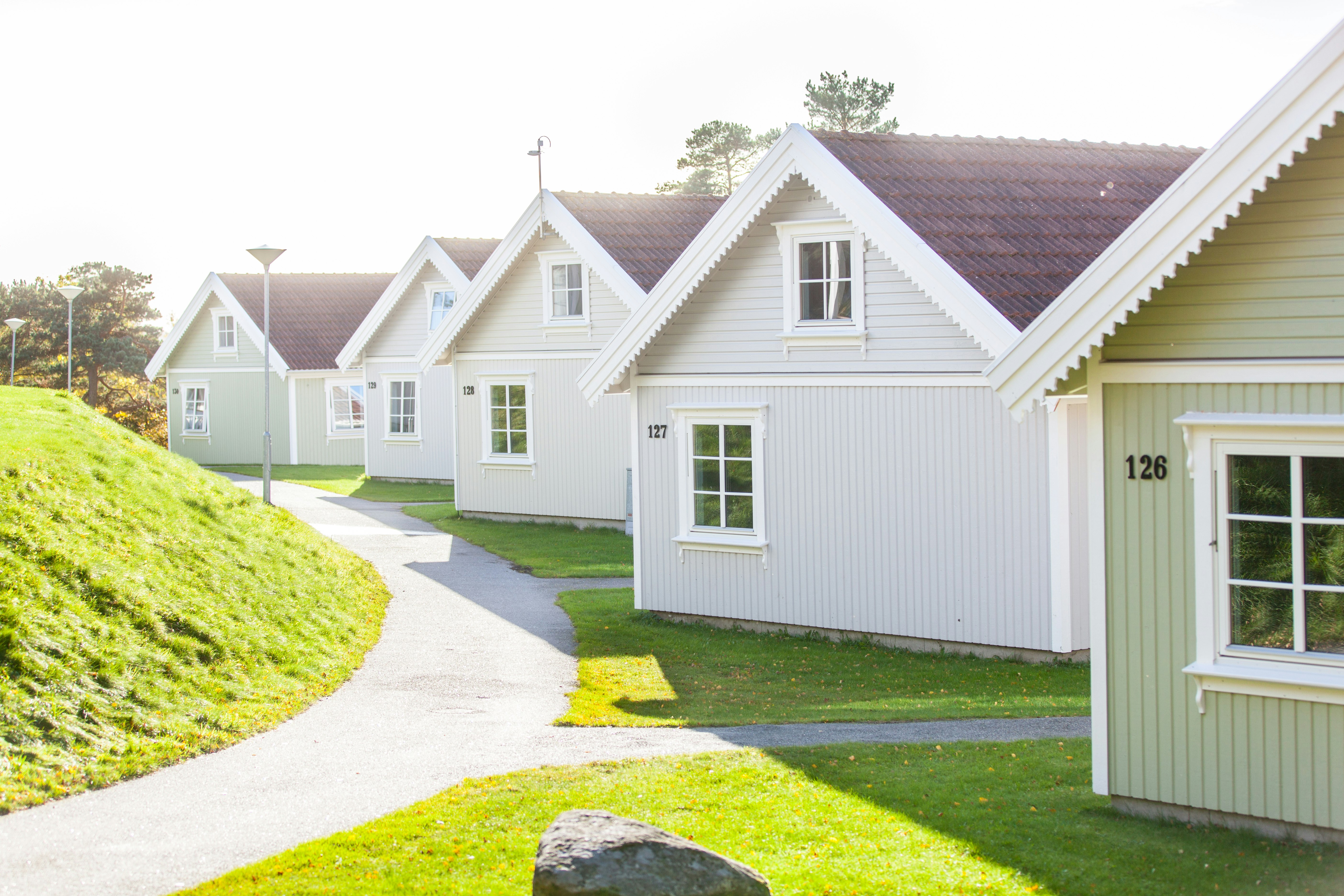Daftö Resort - Blick auf die Mietunterkünfte des Camping Village Kaptensbyn