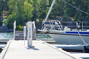 Daftö Resort - Bootsliegeplätze mit Stromanschluss