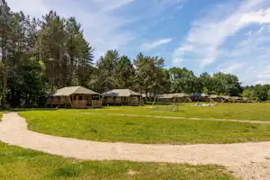 De Glamping - Glamping-Zelte auf dem Campingplatz