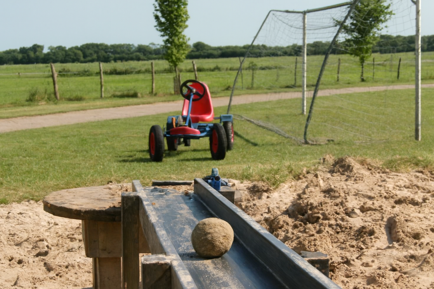 De Weidewei  - Kinderspielplatz auf dem Campingplatz