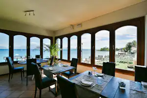 Desenzano Camping Village - campingplatz restaurant mit terrasse
