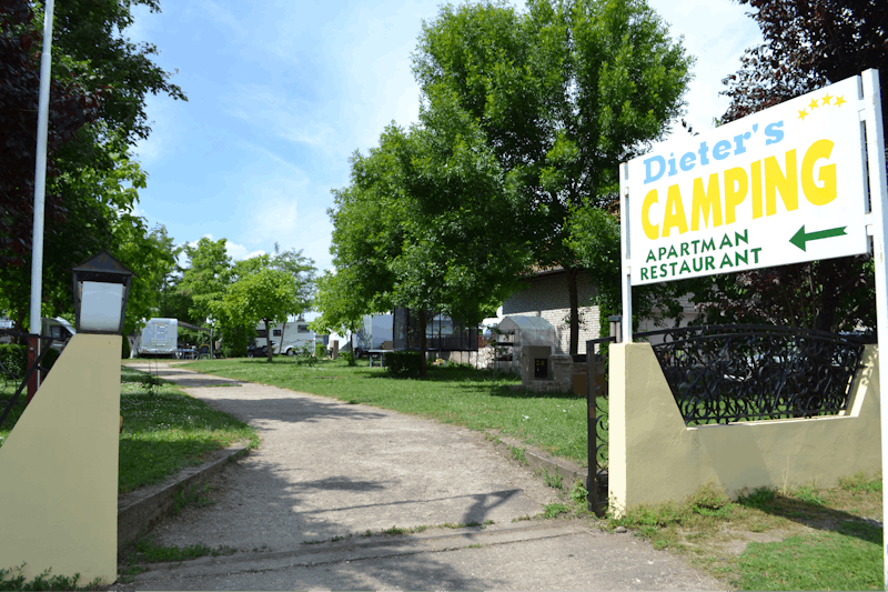 Dieter's Camping - Eingang des Campingplatzes